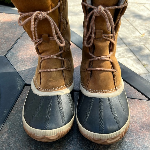 SOREL WATERPROOF WINTER BOOTS - Picture 8 of 12